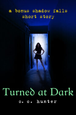 Download Turned at Dark Shadow Falls Vol 0.5 C.C. Hunter em ePUB mobi PDF